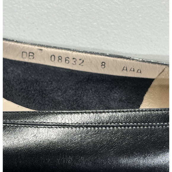 Salvatore Ferragamo Leather Pumps Heels 8 AAA Black Gold Script Logo Slip On - Picture 12 of 12